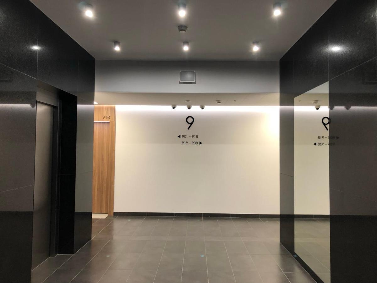 Apartament 9, Z Oddzielna Sypialnia! Varşovia Exterior foto