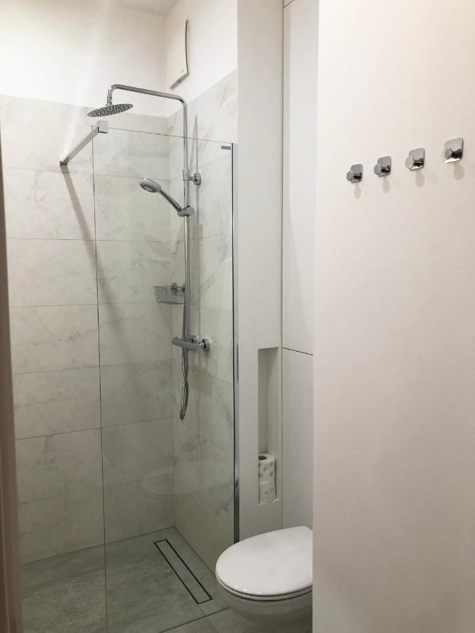 Apartament 9, Z Oddzielna Sypialnia! Varşovia Exterior foto